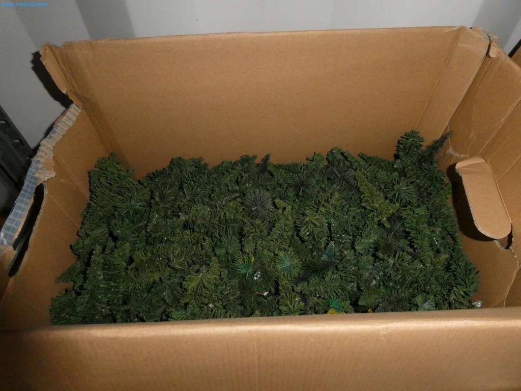 Liquidación de almacén de una empresa de servicios, vehículos, equipos de almacén-23