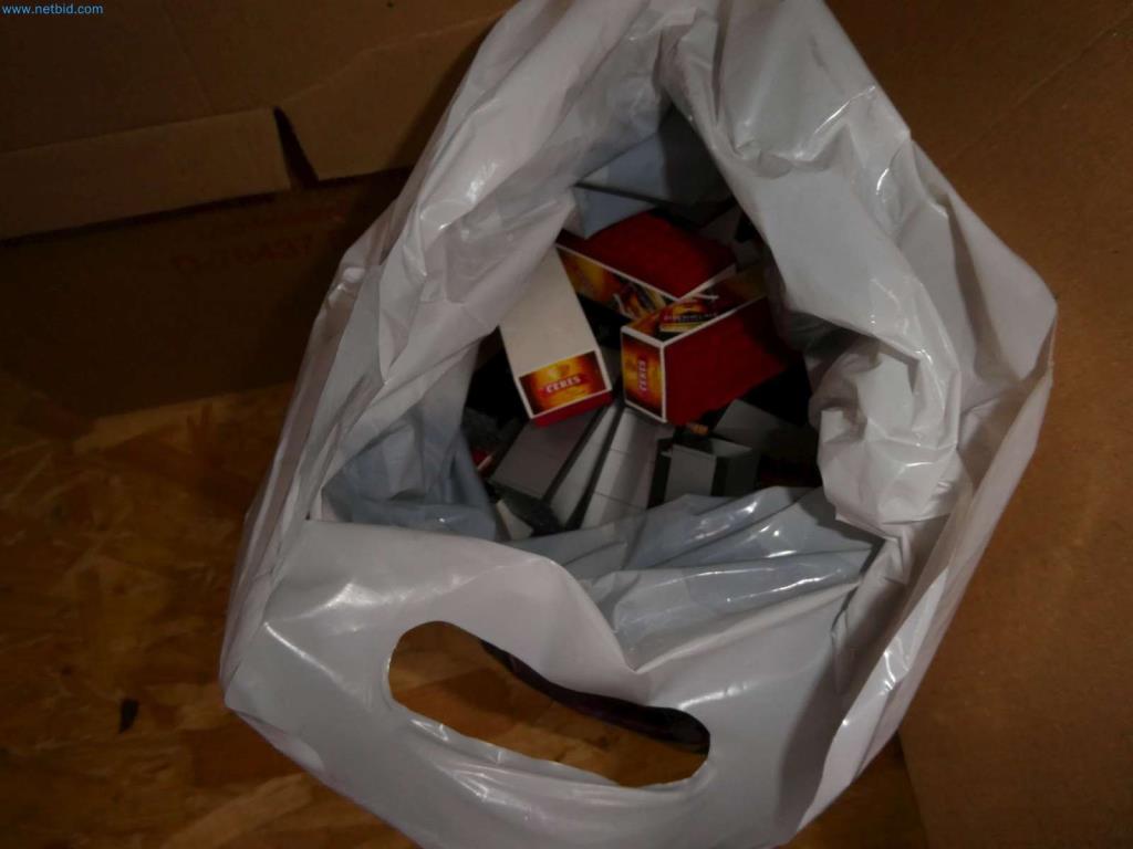 Liquidación de almacén de una empresa de servicios, vehículos, equipos de almacén-24