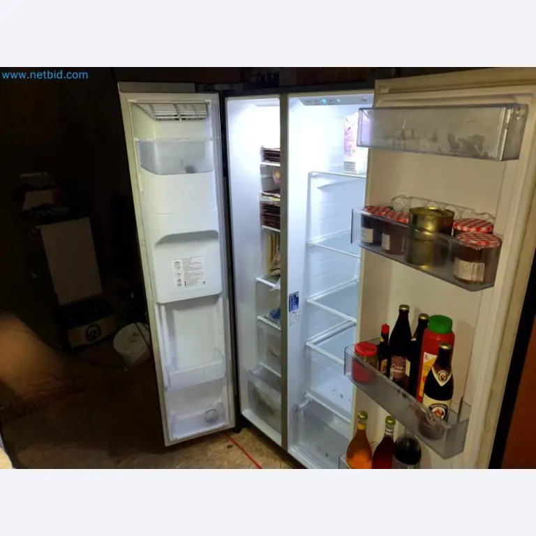 Magazijnliquidatie van een dienstverlenend bedrijf, voertuigen, magazijnuitrusting-8