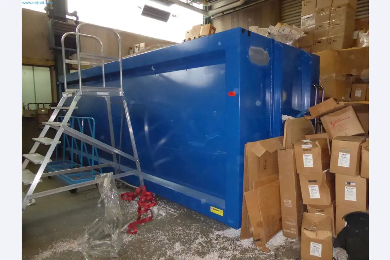 Liquidación de almacén de una empresa de servicios, vehículos, equipos de almacén-1