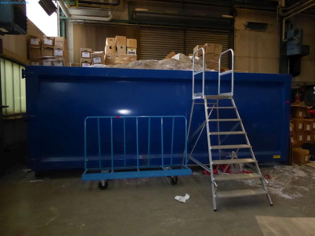 Lagerauflösung eines Dienstleistungsbetriebes, Fahrzeuge, Lagereinrichtung-2