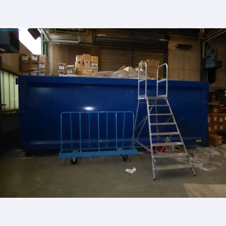 Liquidación de almacén de una empresa de servicios, vehículos, equipos de almacén-2