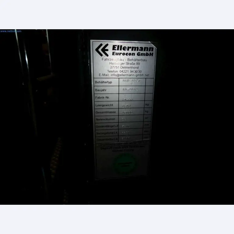 Magazijnliquidatie van een dienstverlenend bedrijf, voertuigen, magazijnuitrusting-2