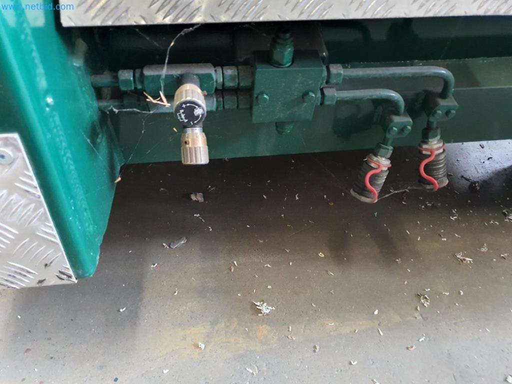 Lagerauflösung eines Dienstleistungsbetriebes, Fahrzeuge, Lagereinrichtung-5