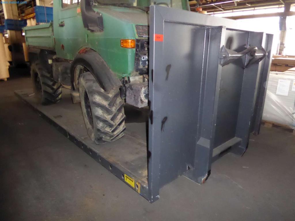 Liquidación de almacén de una empresa de servicios, vehículos, equipos de almacén-2