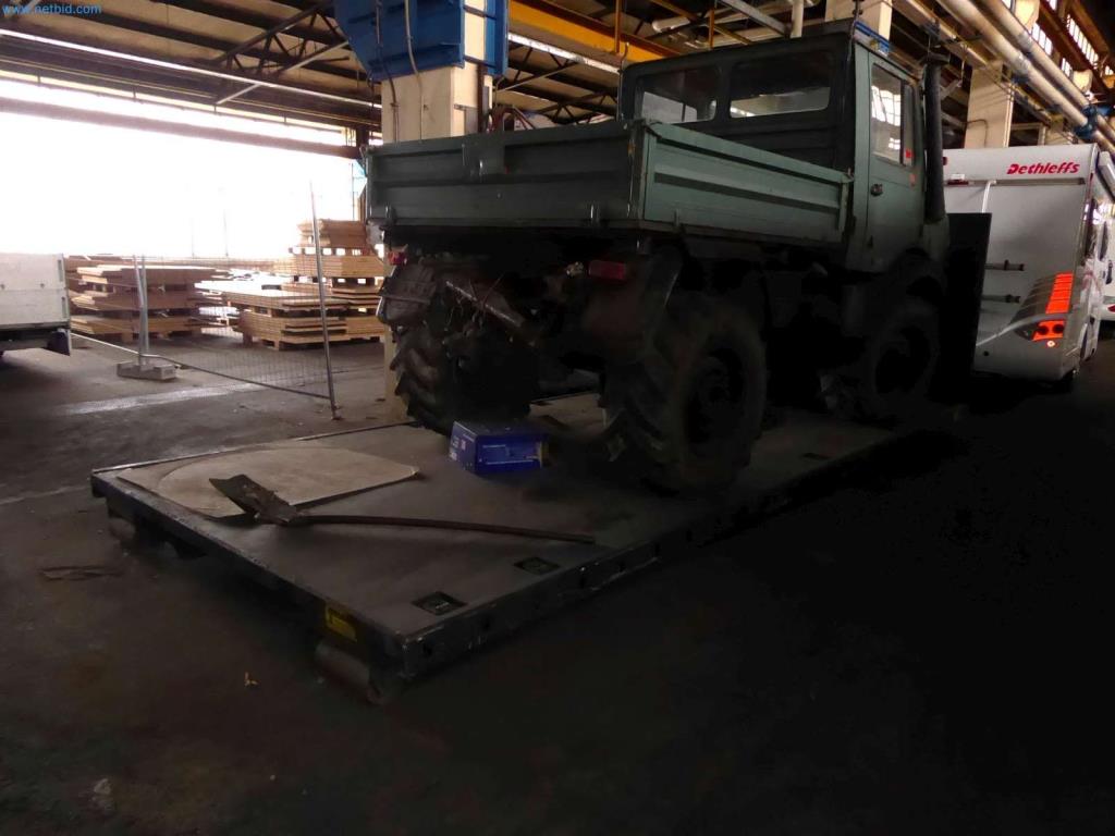 Liquidación de almacén de una empresa de servicios, vehículos, equipos de almacén-4