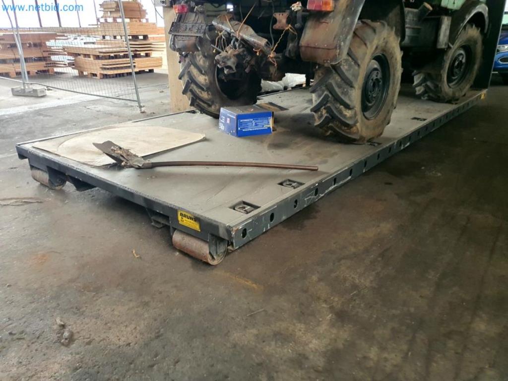 Liquidación de almacén de una empresa de servicios, vehículos, equipos de almacén-8