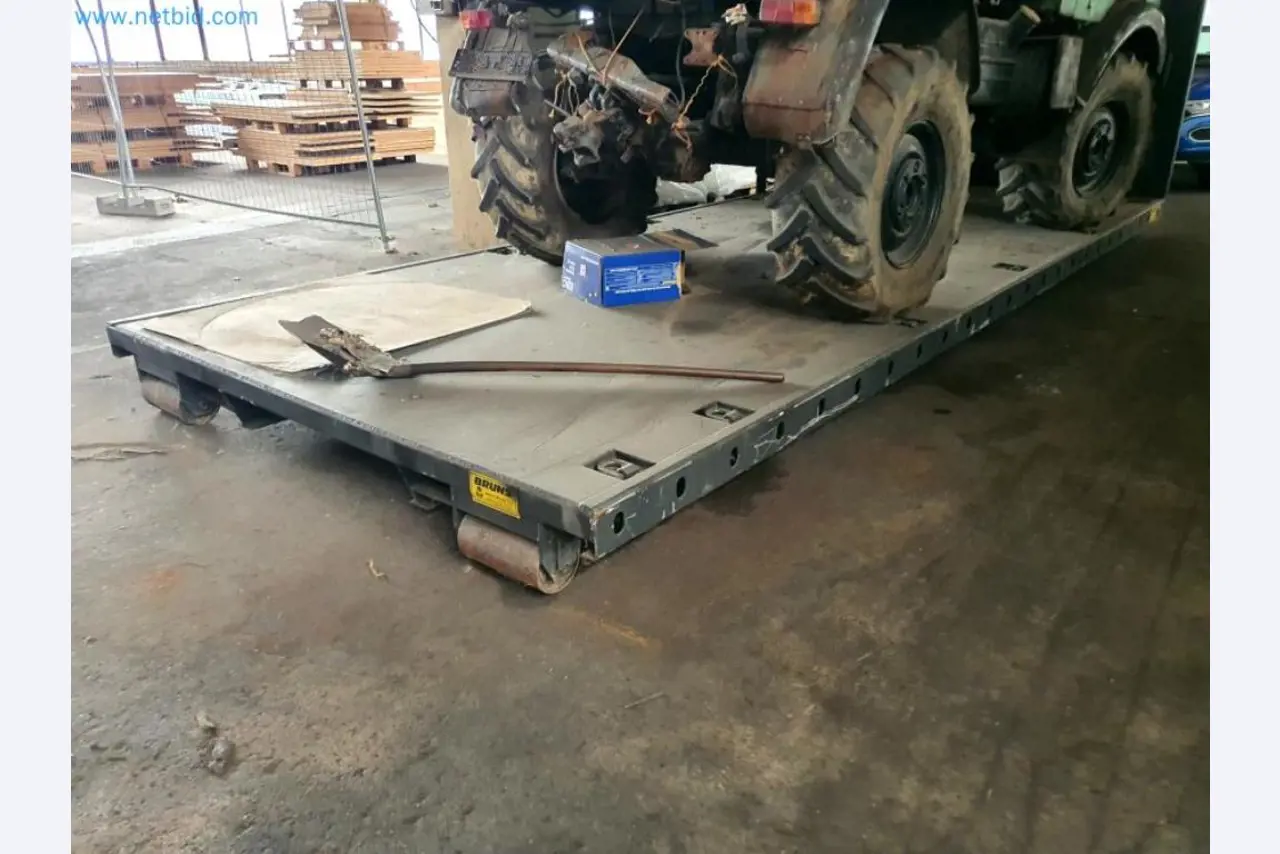 Lagerauflösung eines Dienstleistungsbetriebes, Fahrzeuge, Lagereinrichtung-8