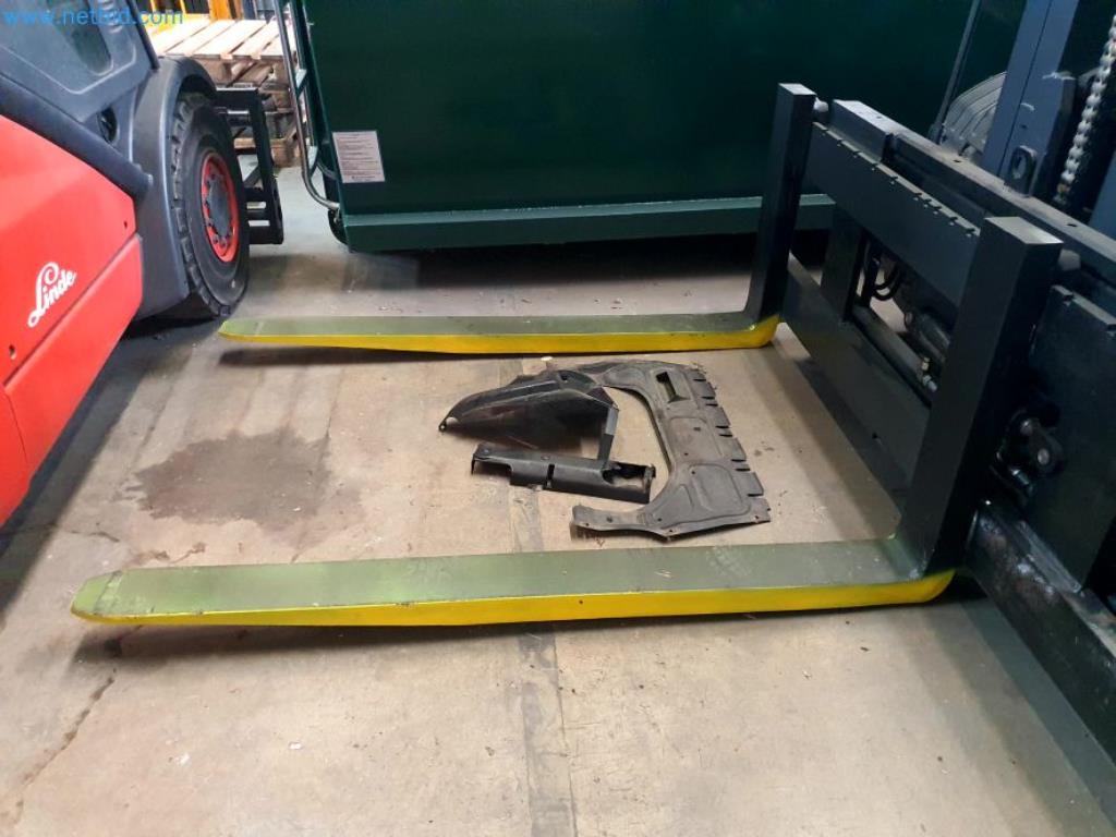 Liquidación de almacén de una empresa de servicios, vehículos, equipos de almacén-11