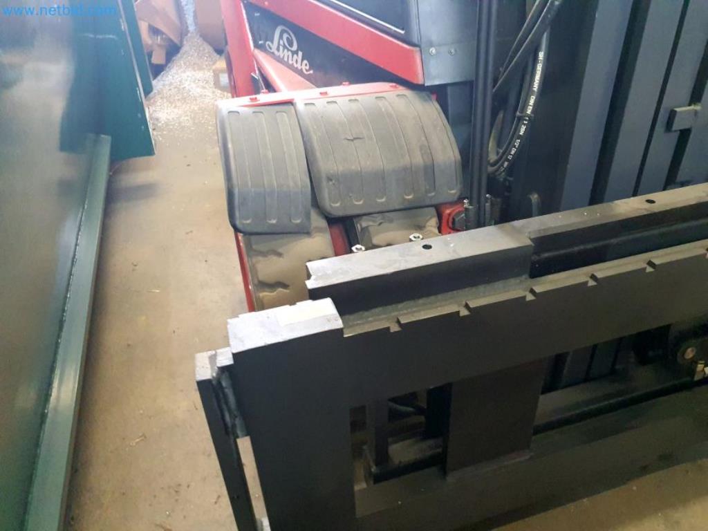 Liquidación de almacén de una empresa de servicios, vehículos, equipos de almacén-14