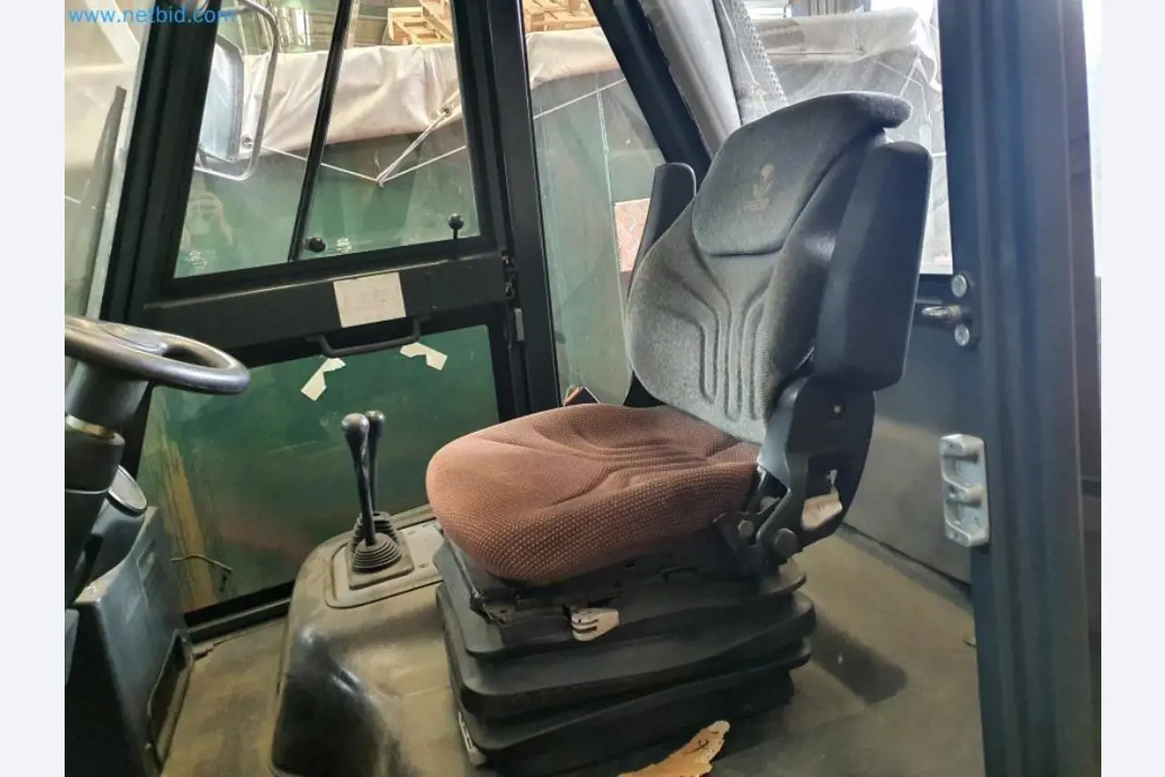 Liquidación de almacén de una empresa de servicios, vehículos, equipos de almacén-20