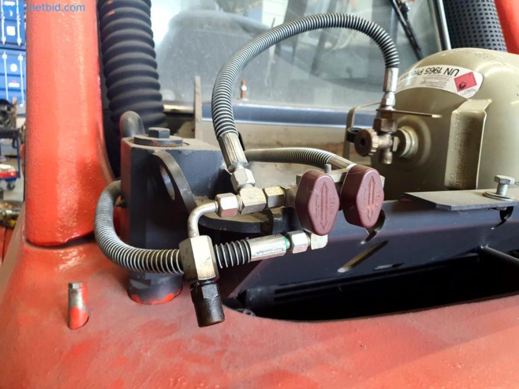 Liquidación de almacén de una empresa de servicios, vehículos, equipos de almacén-25