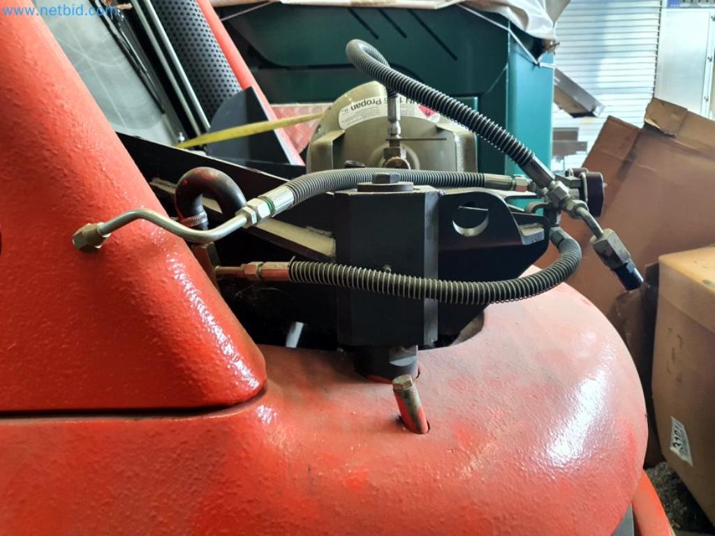 Liquidación de almacén de una empresa de servicios, vehículos, equipos de almacén-26