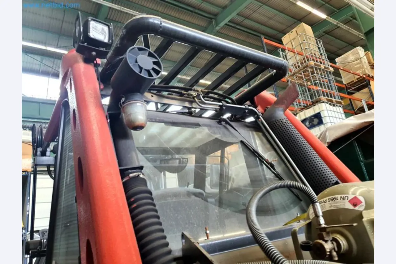 Liquidación de almacén de una empresa de servicios, vehículos, equipos de almacén-27