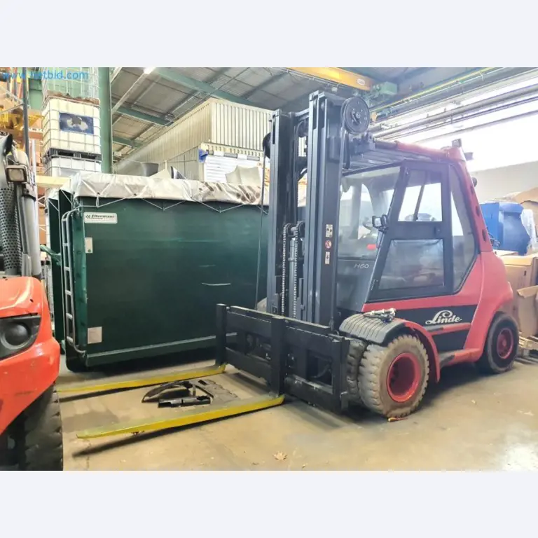 Liquidación de almacén de una empresa de servicios, vehículos, equipos de almacén-5