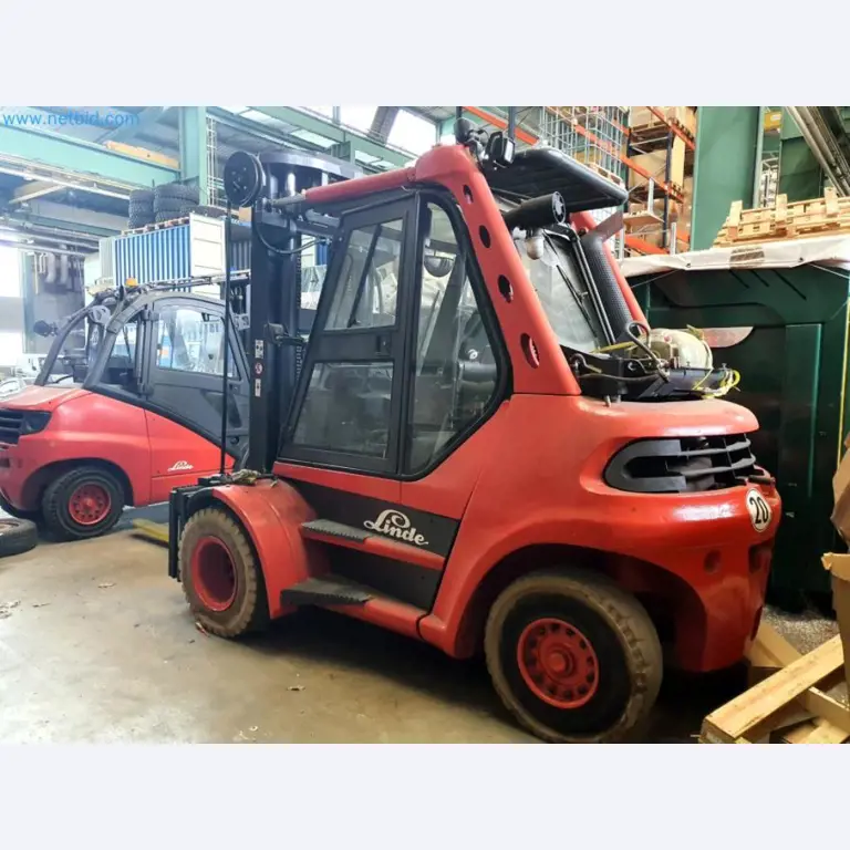 Liquidación de almacén de una empresa de servicios, vehículos, equipos de almacén-7