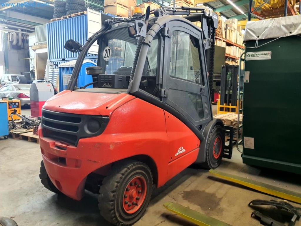 Likwidacja magazynu firmy usługowej, pojazdy, wyposażenie magazynu-12