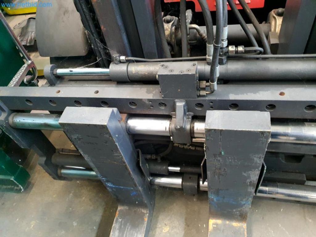 Likwidacja magazynu firmy usługowej, pojazdy, wyposażenie magazynu-15