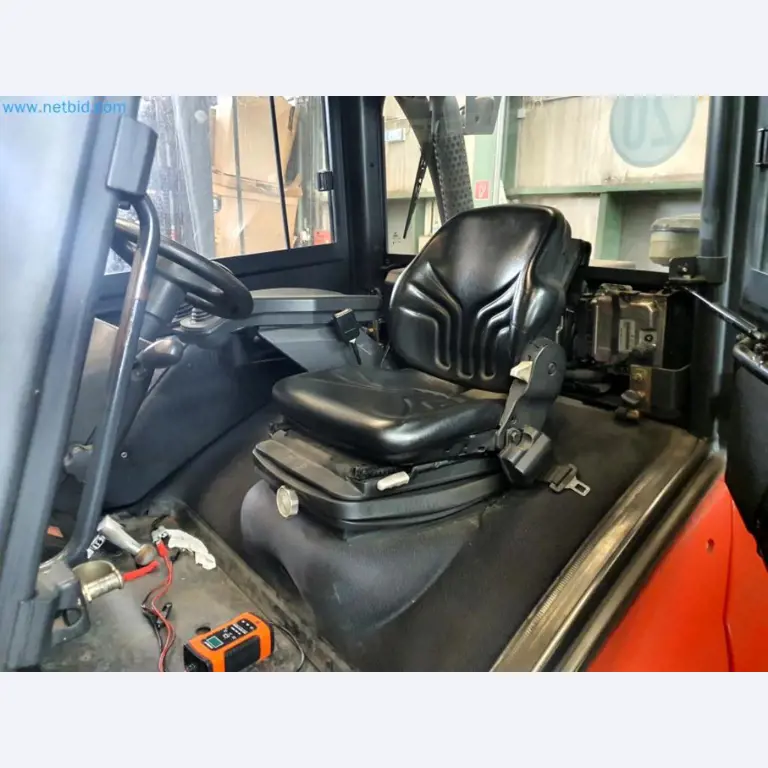 Liquidación de almacén de una empresa de servicios, vehículos, equipos de almacén-20