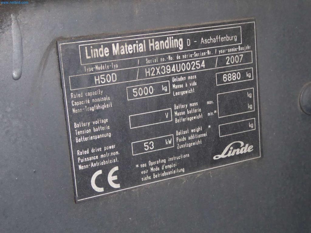 Likwidacja magazynu firmy usługowej, pojazdy, wyposażenie magazynu-2