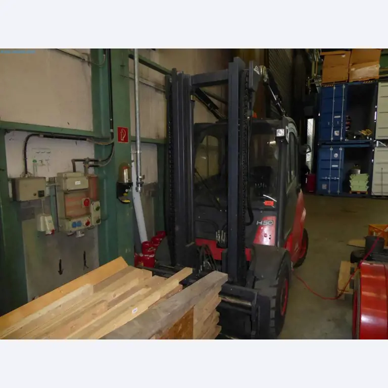 Liquidación de almacén de una empresa de servicios, vehículos, equipos de almacén-4