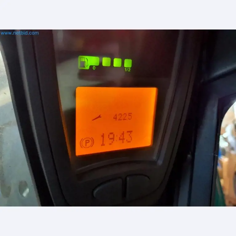 Liquidación de almacén de una empresa de servicios, vehículos, equipos de almacén-6