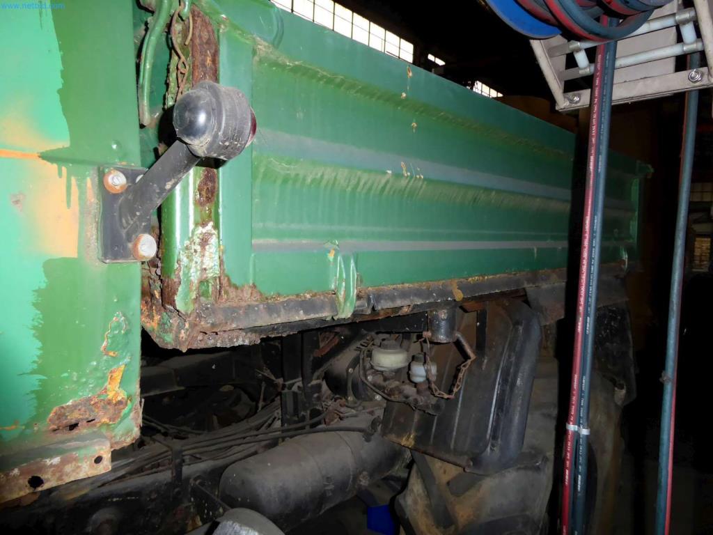 Liquidación de almacén de una empresa de servicios, vehículos, equipos de almacén-11