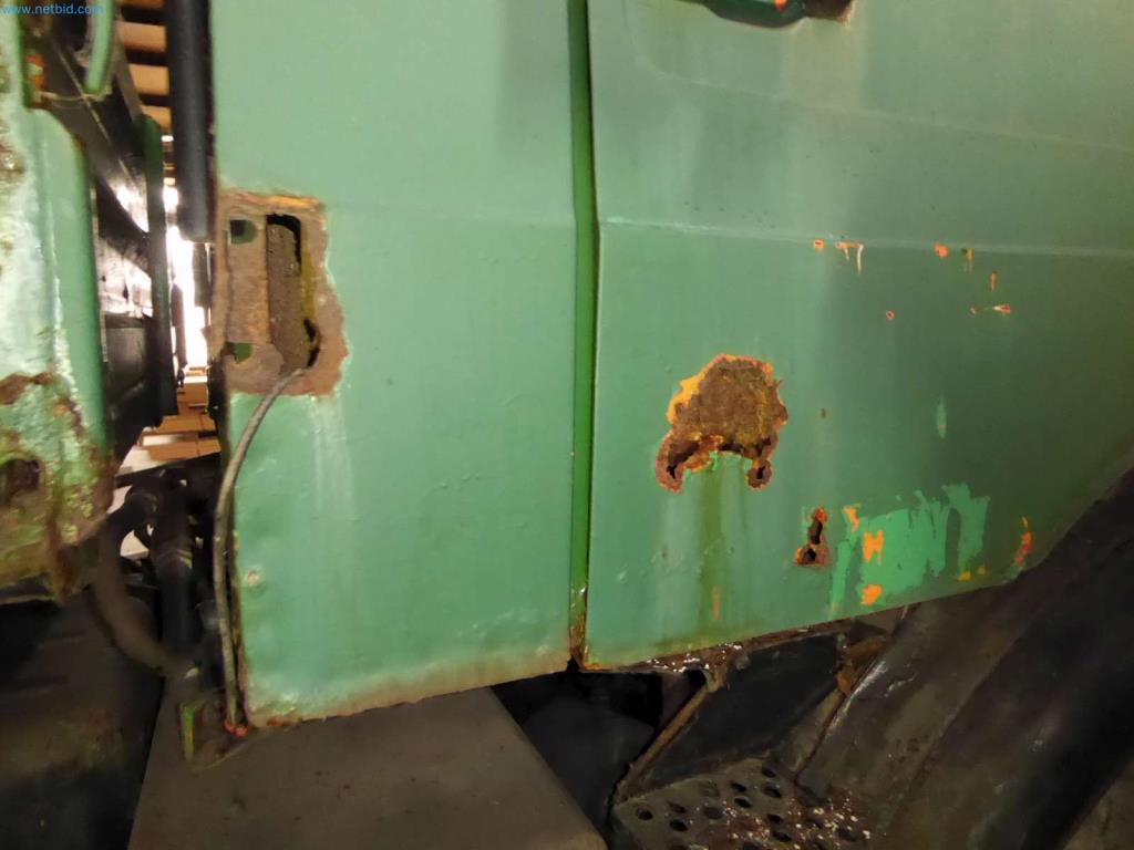 Liquidación de almacén de una empresa de servicios, vehículos, equipos de almacén-14