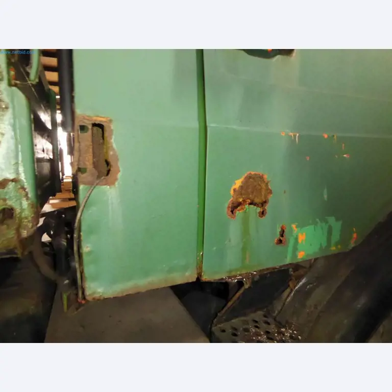 Magazijnliquidatie van een dienstverlenend bedrijf, voertuigen, magazijnuitrusting-14