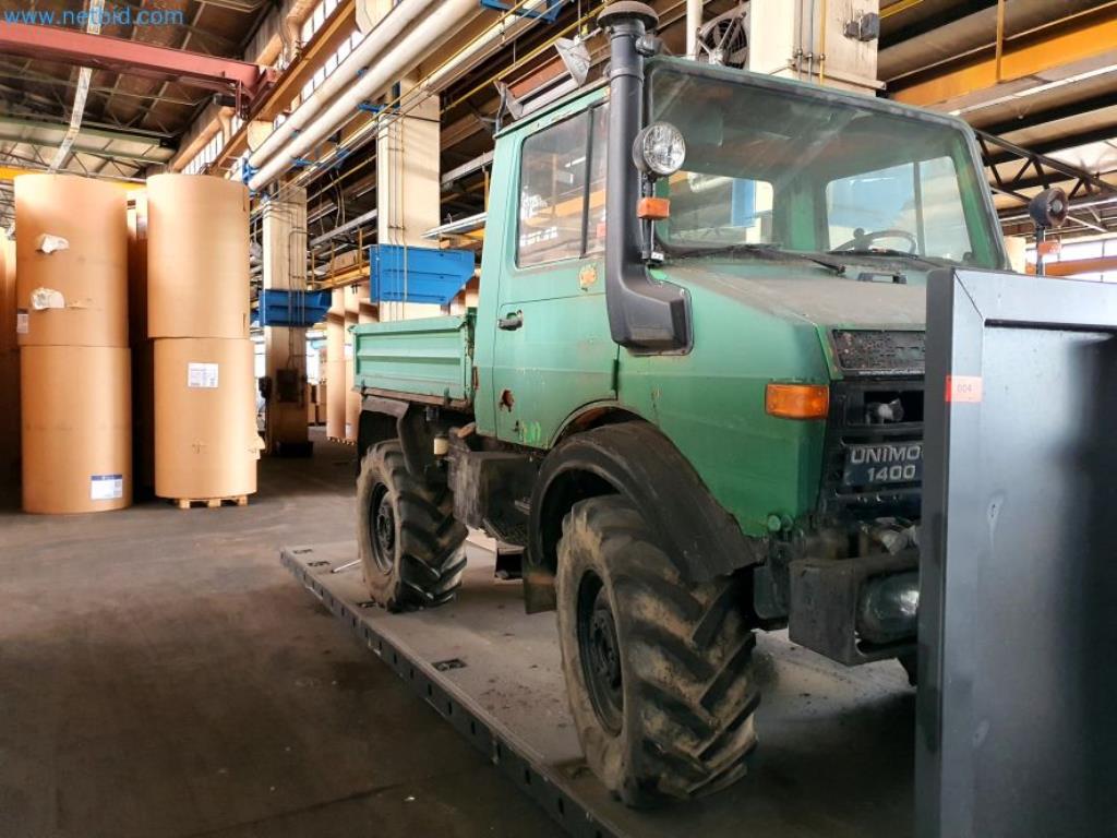 Liquidación de almacén de una empresa de servicios, vehículos, equipos de almacén-1