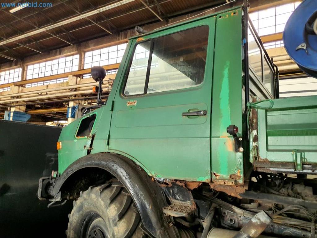 Liquidación de almacén de una empresa de servicios, vehículos, equipos de almacén-23