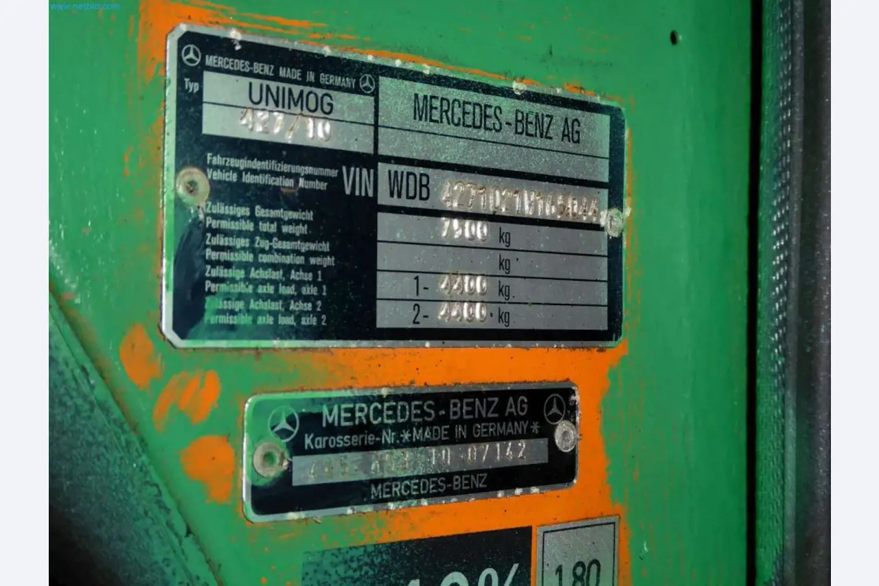 Magazijnliquidatie van een dienstverlenend bedrijf, voertuigen, magazijnuitrusting-6