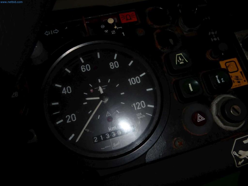 Liquidación de almacén de una empresa de servicios, vehículos, equipos de almacén-8