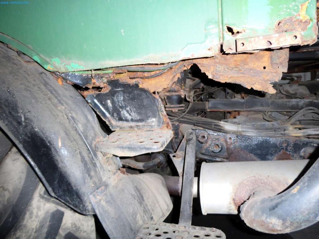 Liquidación de almacén de una empresa de servicios, vehículos, equipos de almacén-10