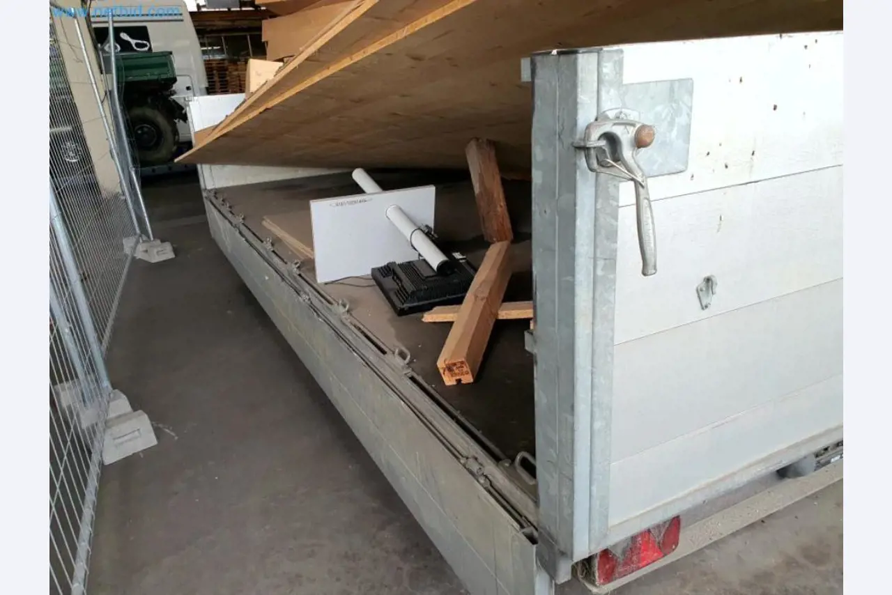 Lagerauflösung eines Dienstleistungsbetriebes, Fahrzeuge, Lagereinrichtung-15