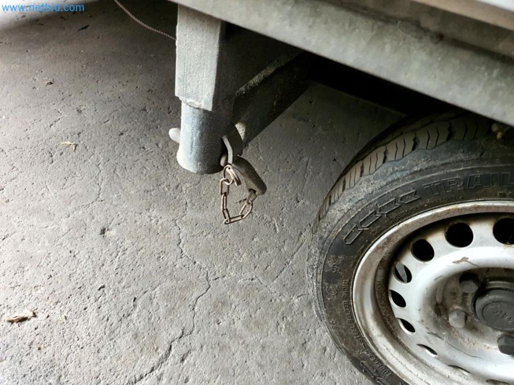 Likwidacja magazynu firmy usługowej, pojazdy, wyposażenie magazynu-21