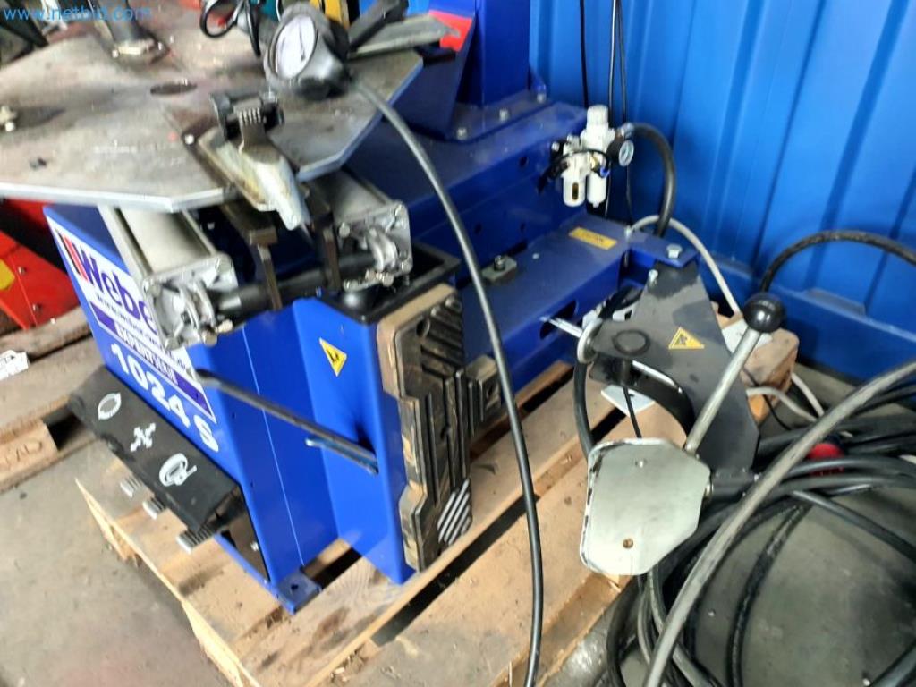 Liquidación de almacén de una empresa de servicios, vehículos, equipos de almacén-8