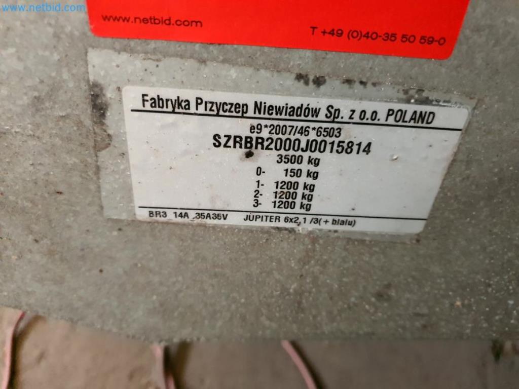 Likwidacja magazynu firmy usługowej, pojazdy, wyposażenie magazynu-14