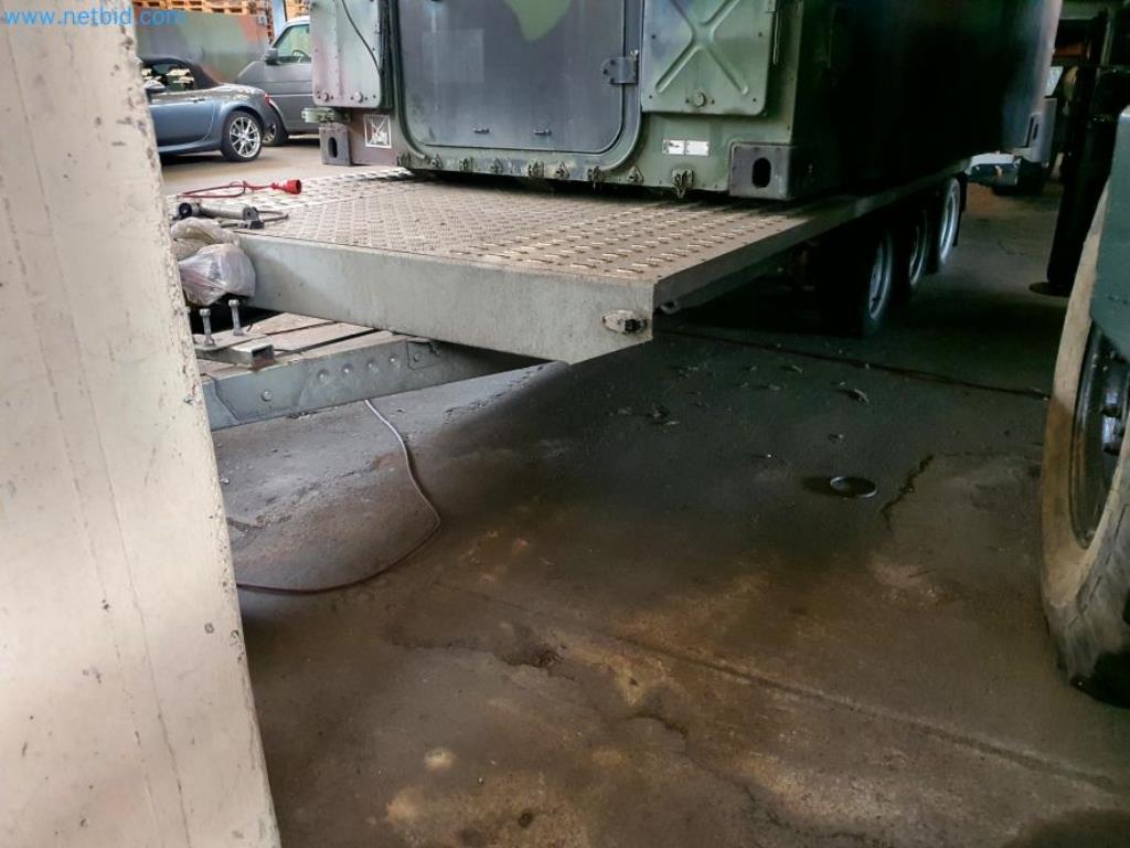 Likwidacja magazynu firmy usługowej, pojazdy, wyposażenie magazynu-19