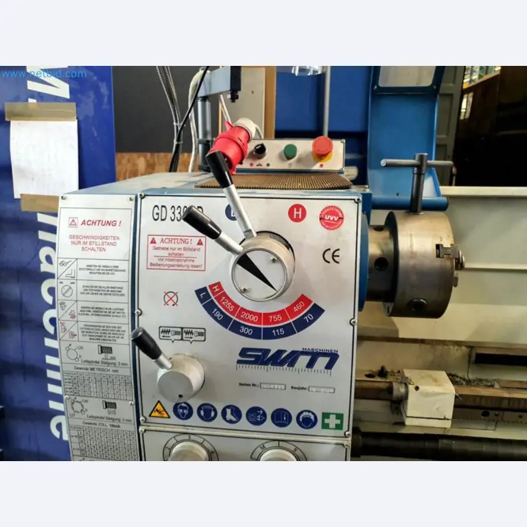 Liquidación de almacén de una empresa de servicios, vehículos, equipos de almacén-10