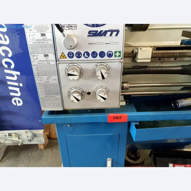 Liquidación de almacén de una empresa de servicios, vehículos, equipos de almacén-11