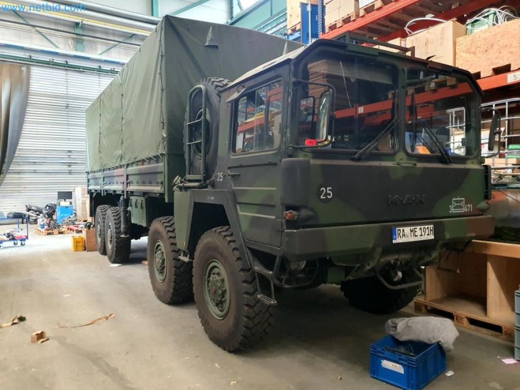 Lagerauflösung eines Dienstleistungsbetriebes, Fahrzeuge, Lagereinrichtung-1