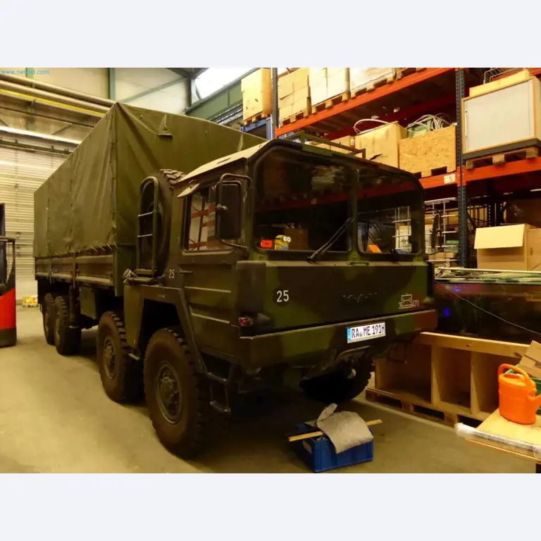 Lagerauflösung eines Dienstleistungsbetriebes, Fahrzeuge, Lagereinrichtung-2