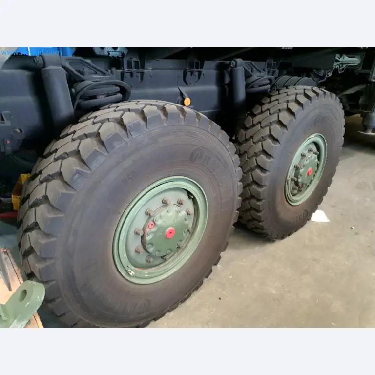 Lagerauflösung eines Dienstleistungsbetriebes, Fahrzeuge, Lagereinrichtung-23