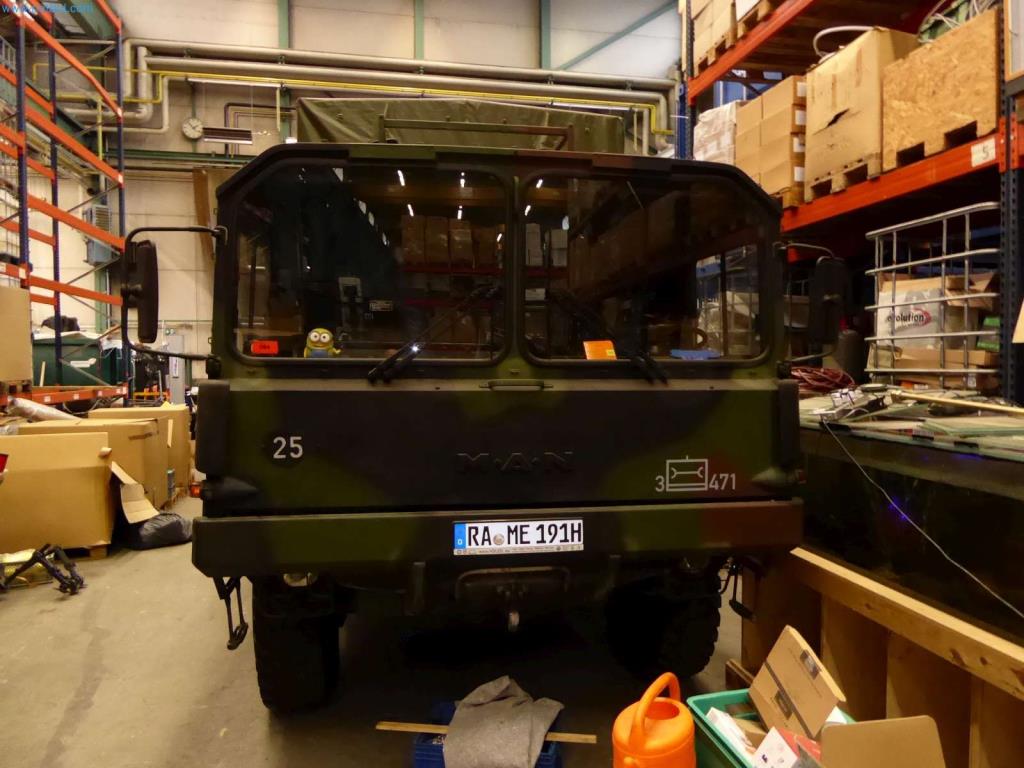 Lagerauflösung eines Dienstleistungsbetriebes, Fahrzeuge, Lagereinrichtung-3