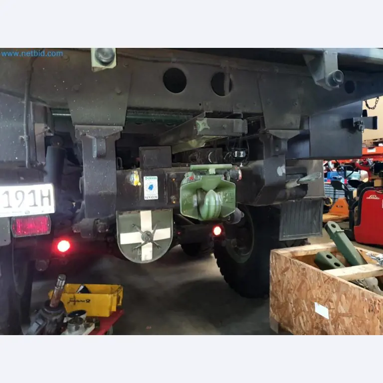 Lagerauflösung eines Dienstleistungsbetriebes, Fahrzeuge, Lagereinrichtung-41