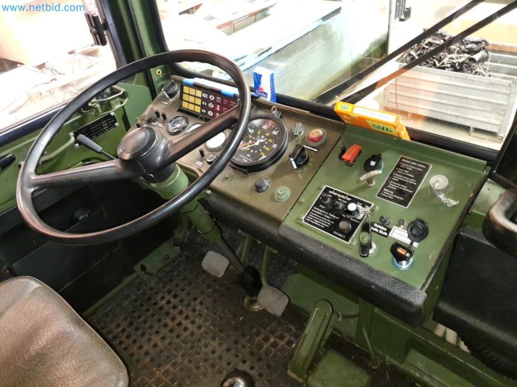 Lagerauflösung eines Dienstleistungsbetriebes, Fahrzeuge, Lagereinrichtung-45