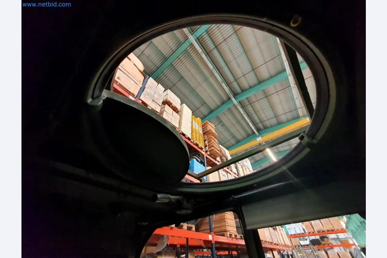 Lagerauflösung eines Dienstleistungsbetriebes, Fahrzeuge, Lagereinrichtung-49