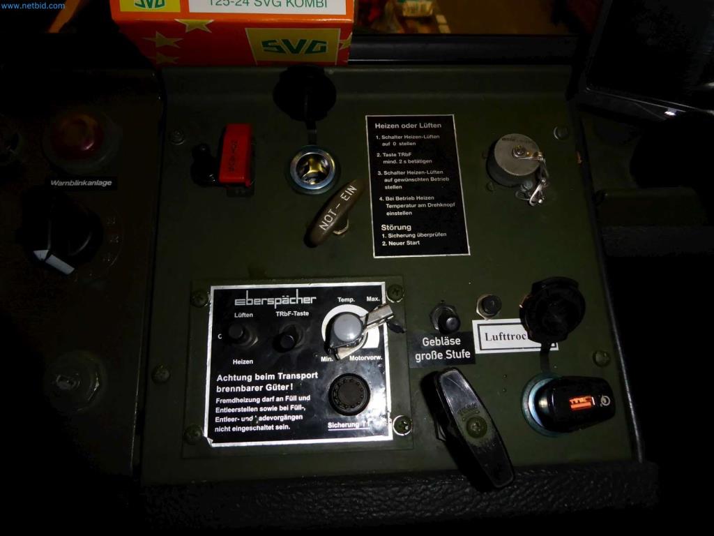 Lagerauflösung eines Dienstleistungsbetriebes, Fahrzeuge, Lagereinrichtung-5