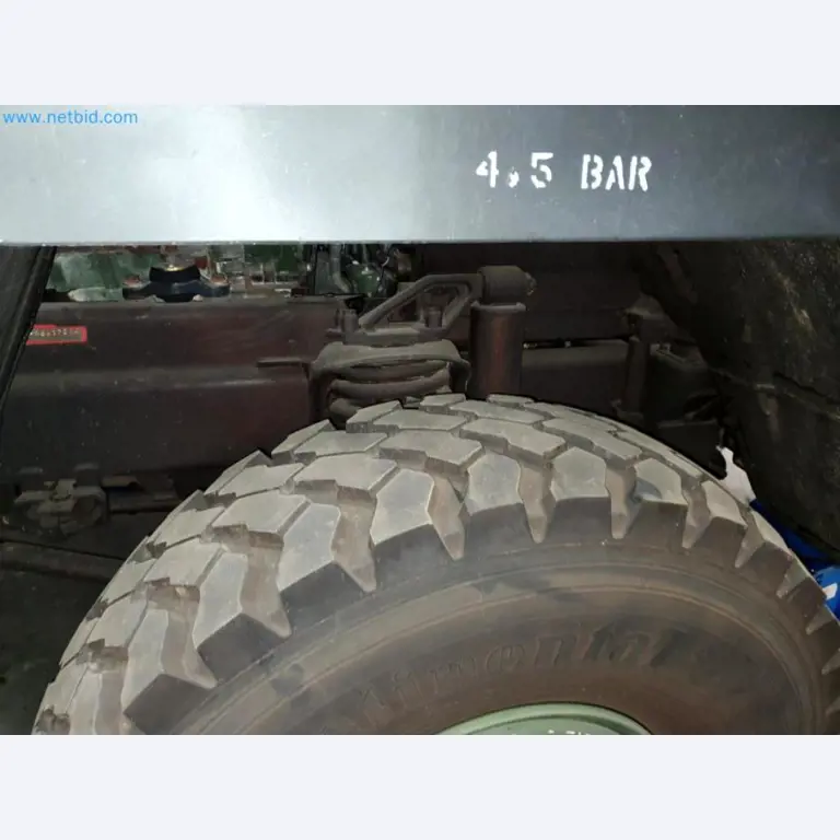 Lagerauflösung eines Dienstleistungsbetriebes, Fahrzeuge, Lagereinrichtung-53